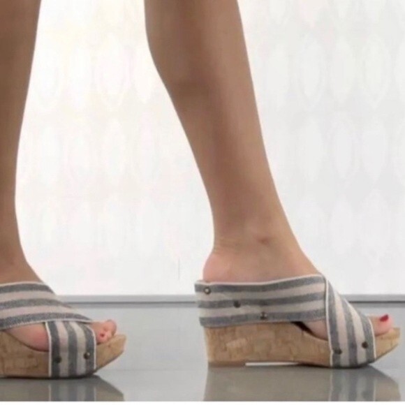 Lucky Brand Miller II Cross Strap Cork Wedge Blue Cream Stripe Women’s Size 9.5 - Picture 16 of 16